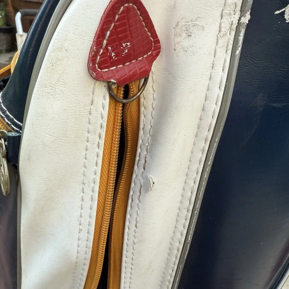 Vintage Dunlop 3-way Golf Bag 16 Golf Club Red White blue multiple storage areas